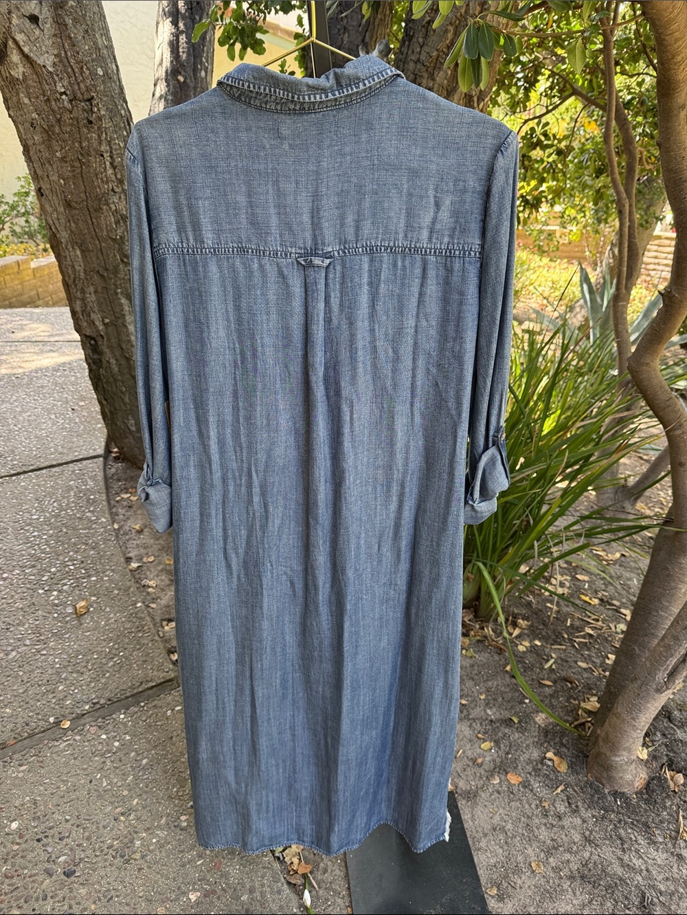 Denim Button-Front Midi Shirt Dress - Blue - Picture 4 of 5